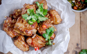 Sườn chiên tỏi: Món ngon cuối tuần ai cũng mê