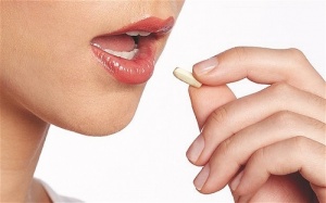 Mắc Basedow có nên uống carbimazole kéo dài không?