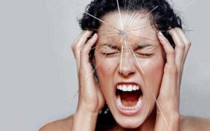 Đau đầu thường xuyên có đáng lo?