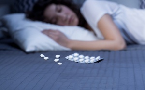 6 điều cần lưu ý trước khi uống thuốc ngủ
