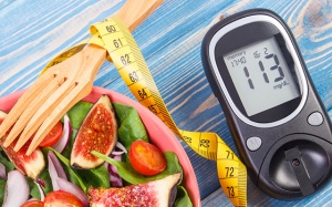 Chế độ ăn uống kiểm soát đường huyết cho người bệnh đái tháo đường