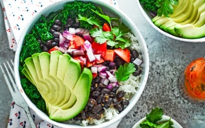 Tại sao chế độ ăn toàn thực vật giúp giảm kháng insulin?