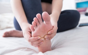 6 cách để giảm hội chứng chân bồn chồn