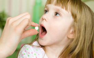 Trẻ nhỏ có cần bổ sung vitamin tổng hợp hàng ngày? 