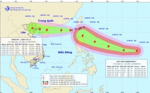 Siêu bão Mangkhut nối đuôi bão số 5 vào biển Đông