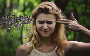 Uống ít nước và sống bi quan cũng làm viêm khớp dạng thấp nặng hơn