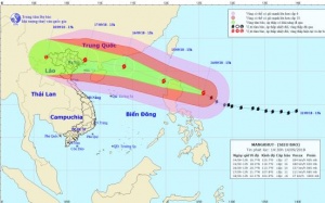 Siêu bão Mangkhut sẽ đổ bộ vào biển Đông trong ngày mai