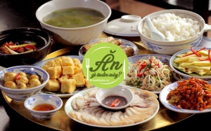 Trên tay thực đơn ăn gì tối nay cho cả tuần khỏi cần suy nghĩ