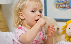 Trẻ ho và thở khò khè: Bệnh gì, nguy hiểm không? 