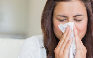 Hắt hơi nhiều vào buổi sáng phải làm sao? 