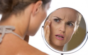 Nhận biết da bị lão hóa do thay đổi nội tiết tố