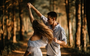 Tử vi thứ Tư (10/10/2018): Song Tử sẽ có một ngày vô cùng lãng mạn!