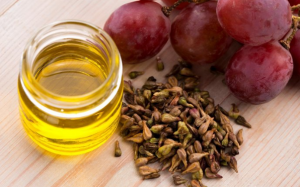 Dầu hạt nho: Mỹ phẩm thiên nhiên cho làn da không tuổi 