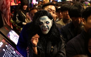 Không khí lễ hội Halloween ở khắp nơi trên thế giới