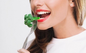 Những thực phẩm nên và không nên ăn để có làn da đẹp tự nhiên