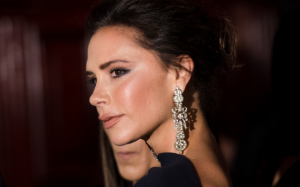 Tại sao Kim Kardashian, Victoria Beckham thích làm đẹp bằng nhau thai cừu?