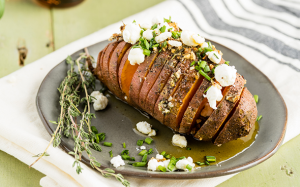 Khoai lang nướng Hasselback: Món Tây ngon dễ làm