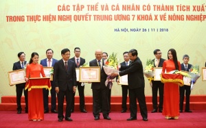 Vinamilk nhận bằng khen của Thủ tướng Chính phủ về phát triển nông nghiệp bền vững