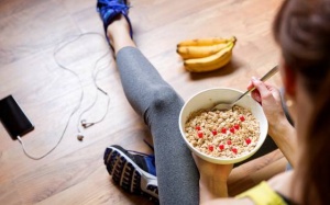 Bạn nên ăn gì sau khi vừa tập thể dục xong?