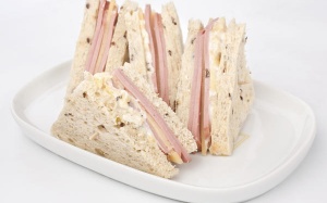 Những món ăn nhẹ, bữa phụ lành mạnh cho bé