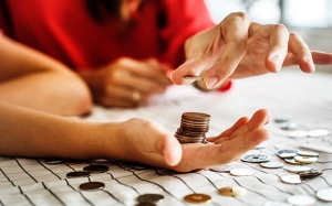 Tử vi tuần (10 - 16/12/2018): Bạch Dương đang đau đầu vì chuyện tiền nong