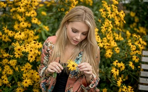 Tử vi thứ Ba (11/12/2018): Kim Ngưu nên suy nghĩ tích cực hơn!