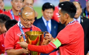 'Phù thủy' Park Hang-seo: Ông thầy đáng kính