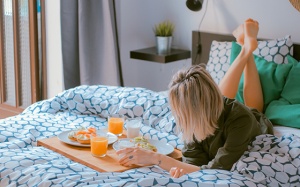 Tử vi thứ Bảy (22/12/2018): Bạch Dương, cứ vui vẻ tận hưởng cuộc sống hiện tại!