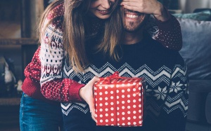 Tử vi Chủ nhật (23/12/2018): Song Tử sẽ nhận được một bất ngờ thú vị