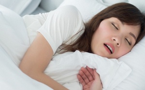 Ngưng thở khi ngủ: Dấu hiệu nhận biết, nguy cơ và điều trị