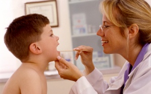 Viêm họng ở trẻ em có dùng được TPBVSK Tiêu Khiết Thanh?
