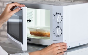 9 loại thức ăn cũ có thể gây hại cho sức khỏe