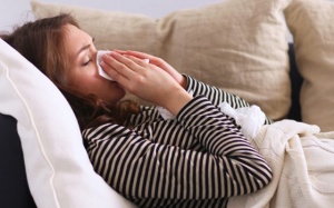 9 điều nên làm ngay khi bắt đầu có dấu hiệu cảm lạnh, cúm