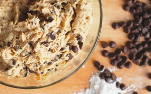 5 loại thực phẩm bạn tuyệt đối không nên ăn sống