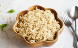 Có nên cho trẻ ăn gạo lứt? 