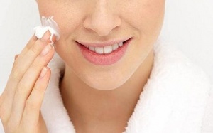 Có thể dùng Subạc bôi lên vết thủy đậu?