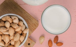 Infographic: Bạn đã chọn được loại sữa hạt phù hợp với mình?