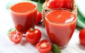 Muốn giữ sức khỏe thật tốt? Hãy uống nước ép cà chua!