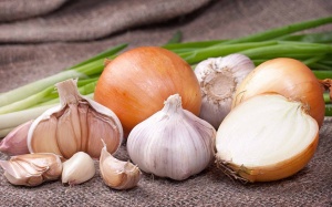 Tỏi và hành tây: Tuy nặng mùi nhưng rất tốt cho sức khỏe!