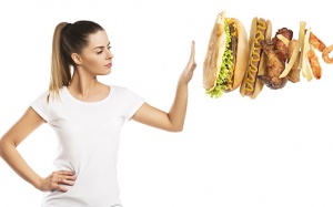 Hướng dẫn ăn kiêng giảm cân: 6 loại thực phẩm cần tránh xa