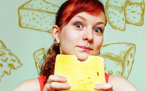 Tại sao ăn phô mai lại khiến bạn gặp ác mộng trong đêm? 