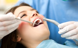 Tổng quan những điều bạn cần biết về chăm sóc răng miệng