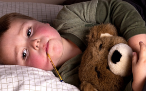 Nhiễm virus và vi khuẩn ở trẻ: Nhận biết cách nào, điều trị ra sao