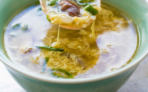 Súp trứng gà nấm hương: Dễ ăn dễ nấu lại tốt cho sức khỏe