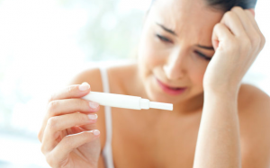 Vô sinh ở phụ nữ: 5 nguyên nhân và 5 triệu chứng bạn nên cảnh giác