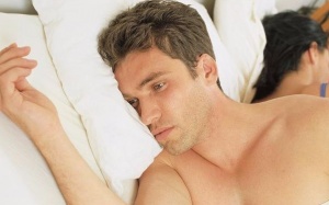 Tại sao ngày càng nhiều nam giới mắc chứng “chưa đến chợ đã hết tiền”?