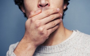 Hôi miệng có nên dùng thuốc Bactefort?