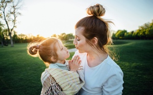 Tử vi Chủ nhật (5/5/2019): Ma Kết, đừng chỉ biết tới công việc mà quên đi gia đình!