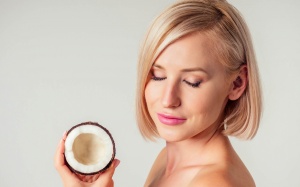 Những cách làm đẹp da bằng dầu dừa không phải ai cũng biết