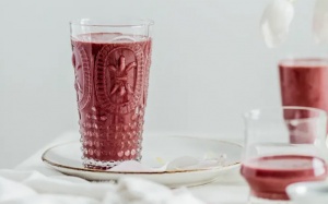 Tự làm sinh tố giúp ngủ ngon và ổn định đường huyết